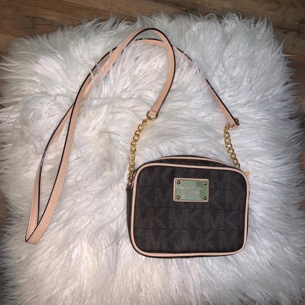 MICHAEL KORS CROSSBODY PURSE 👛 👜